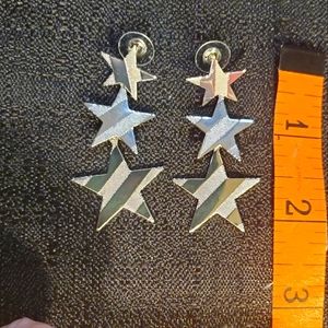 silver toned star earrings